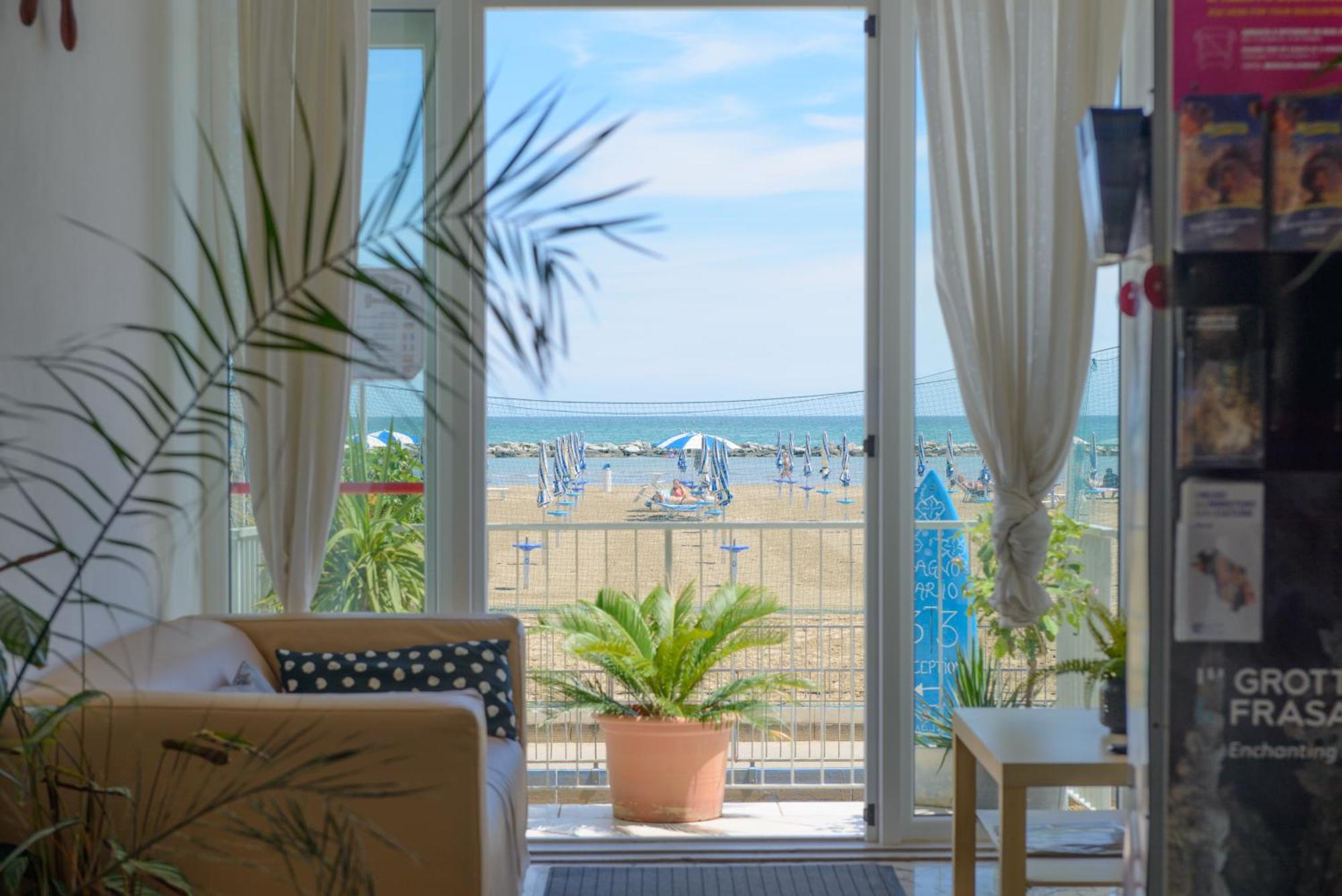 Nautic Beach Hotel Rimini Eksteriør billede